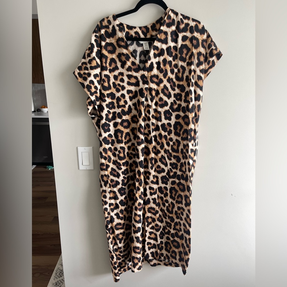 Cheetah kaftan size m